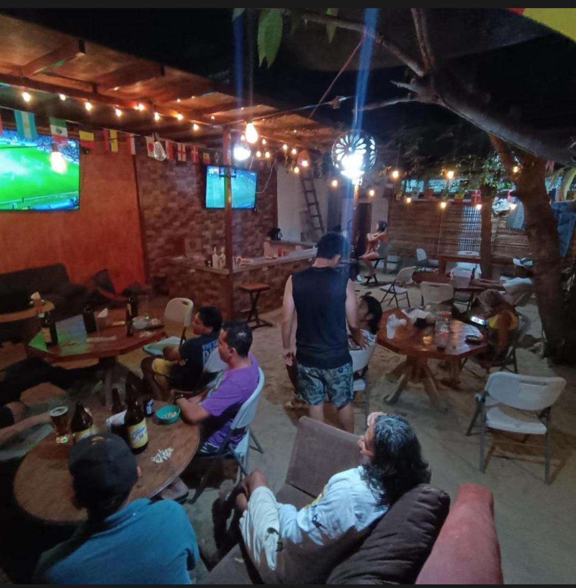 Hostel Cafe El Pescador Puerto Escondido  Exterior photo